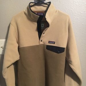 Men’s small Patagonia pullover.